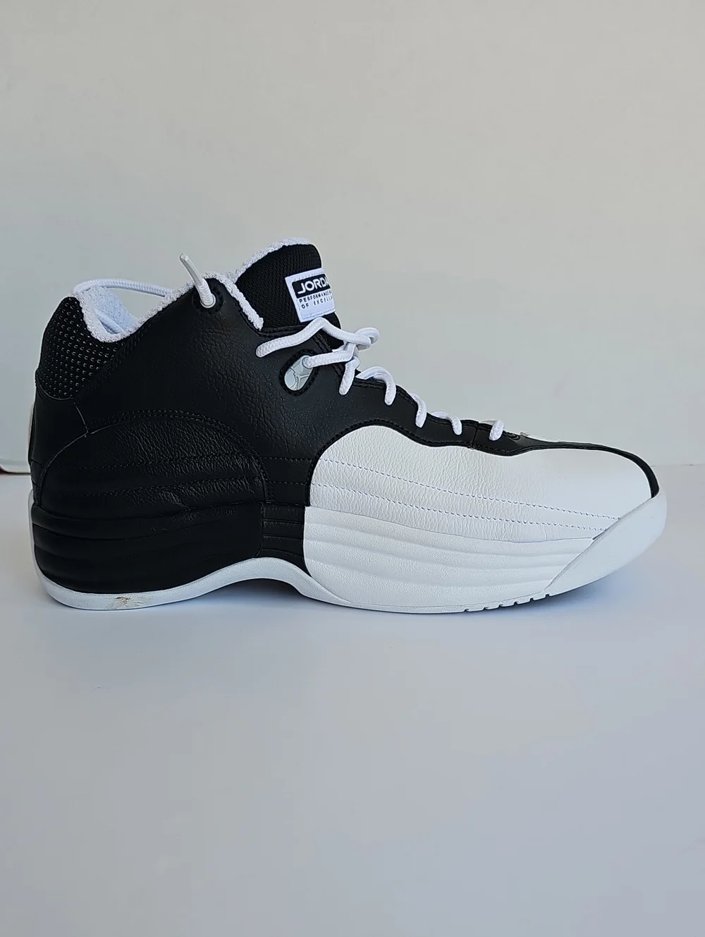 Jordan Jumpman Team 1 Black Varsity Red Shoes Mens Size 9 CV8926-002 NIB